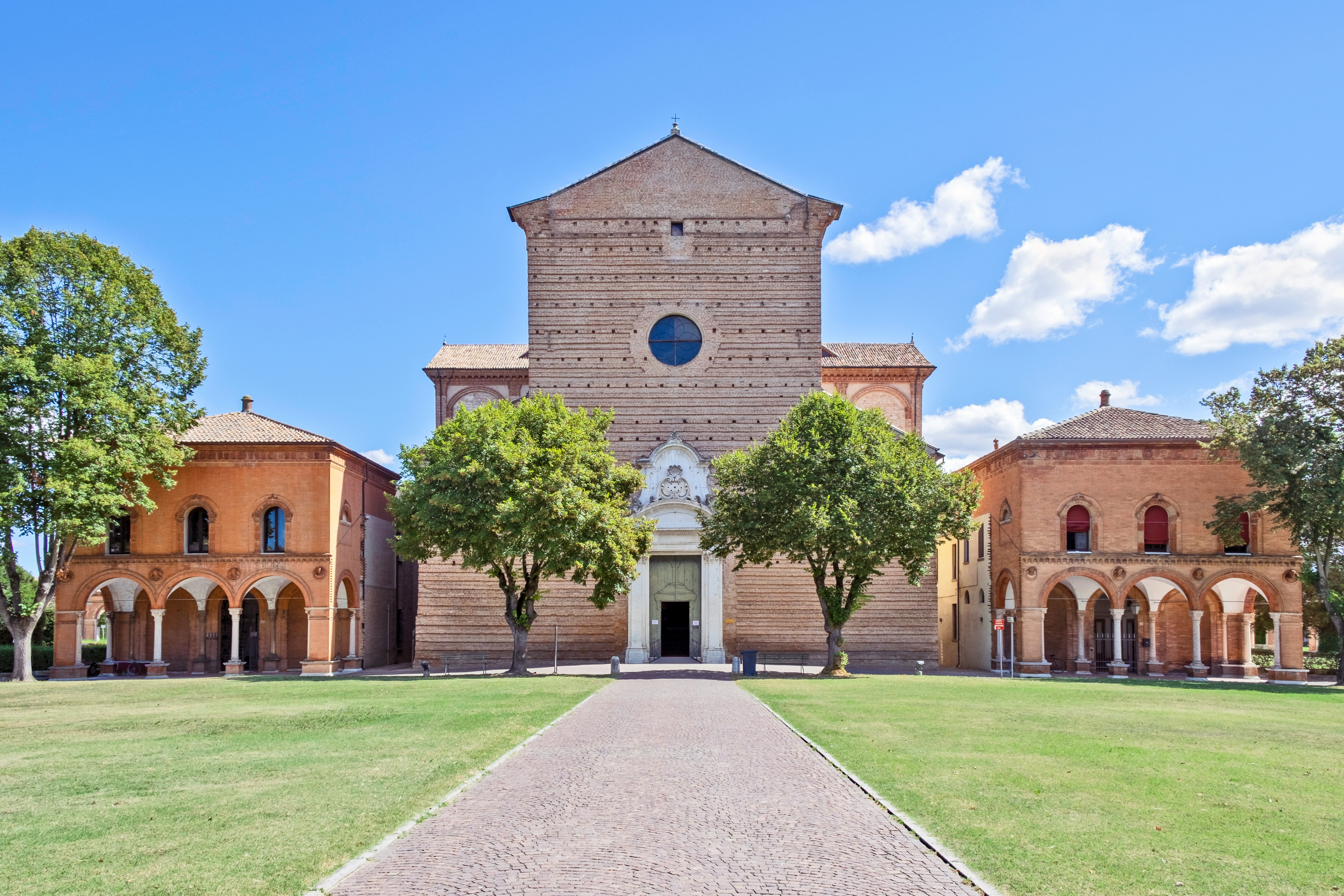 77 ferrara.webp